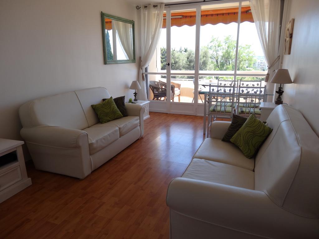 2 Bedroom Modern Apartment In Antibes With Sea View Pokoj fotografie